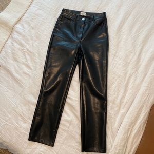 Aritzia The Melina Pant